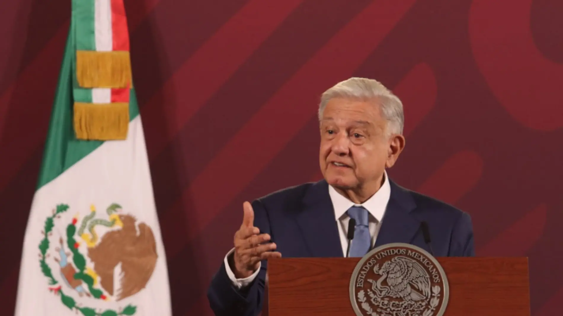 AMLO (1)